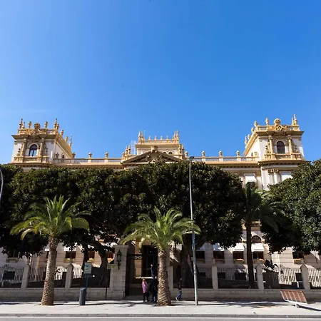 Large Superior 3 Bedroom 15 Bathroom Two Balconies Full Aircondition Apartamento